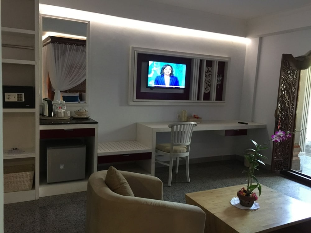 Suite - Photo 4