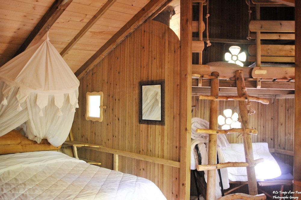 Tree House photo 1
