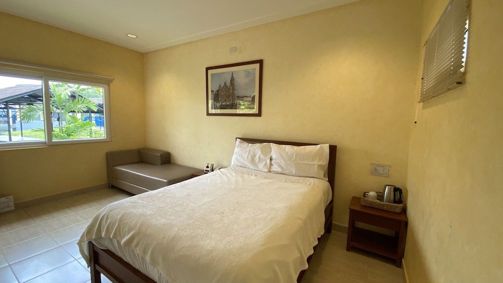 Standard Double Room photo 2