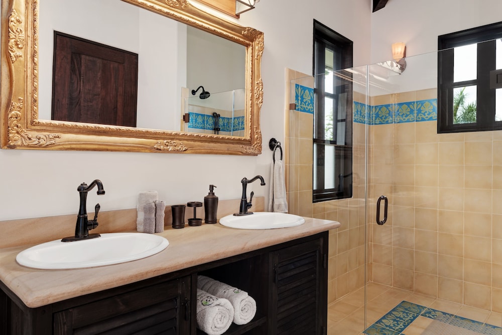 Romantic Bungalow, 2 Queen Beds, Private Pool, Garden View (Superior Room with PP) photo 3