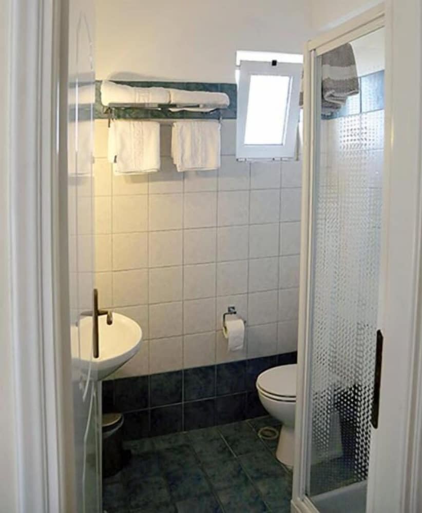 Triple Room, Garden View photo 3