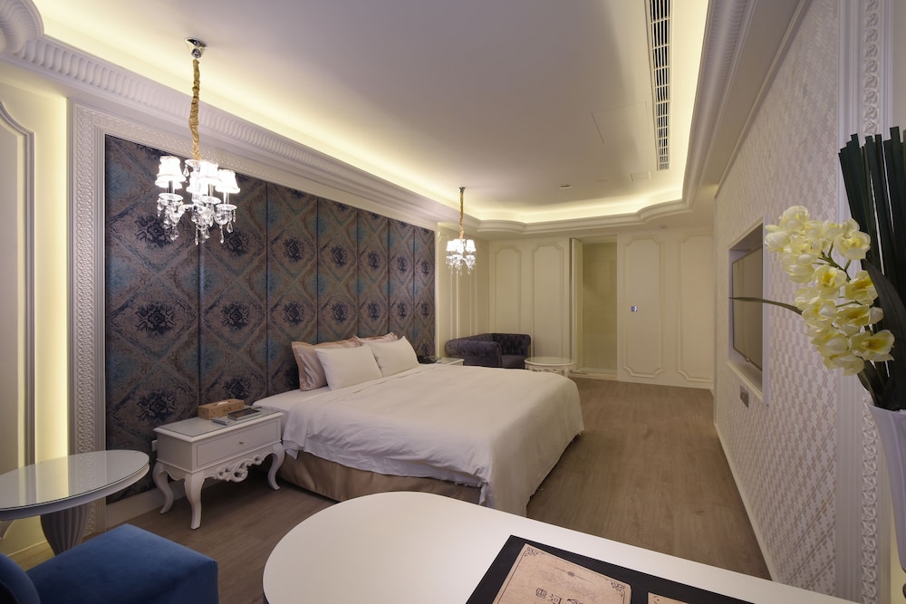Deluxe Double Room (checkin after 3pm, 6pm on Saturday) photo 3