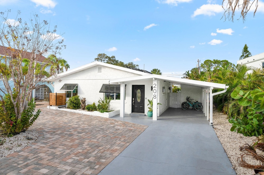 House photo 2