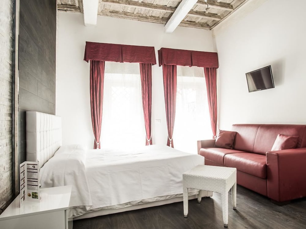 Triple Room photo 2