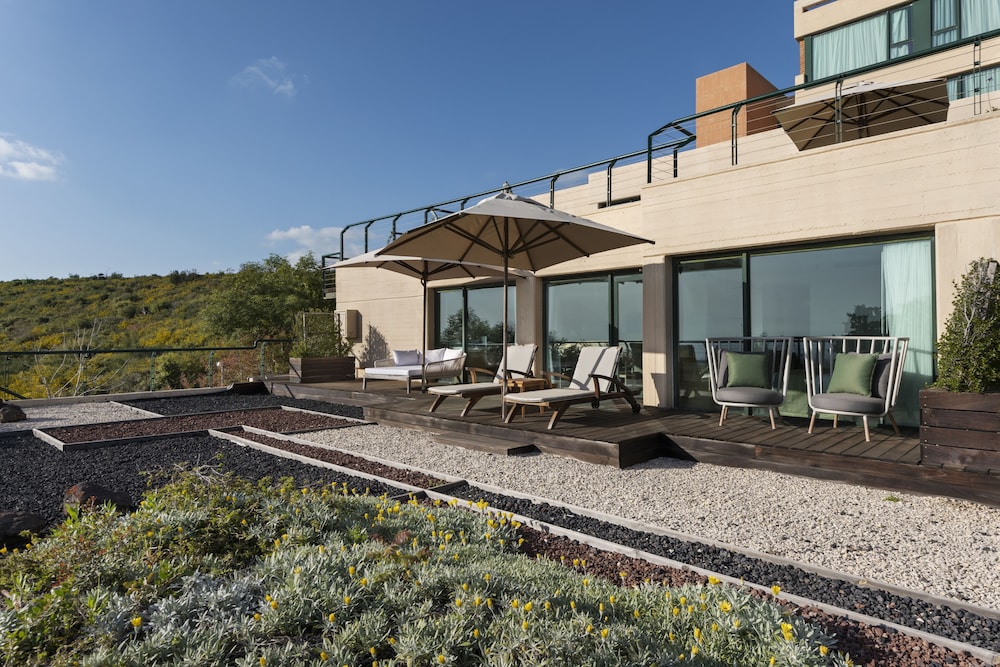 Tzameret Suite photo 2