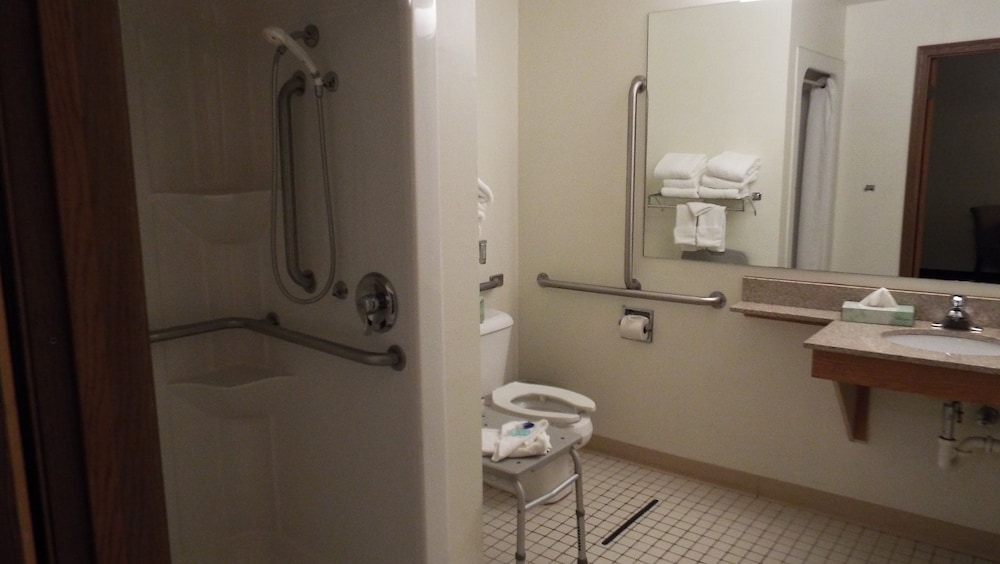 Suite, Multiple Beds, Accessible, Non Smoking - Photo 4