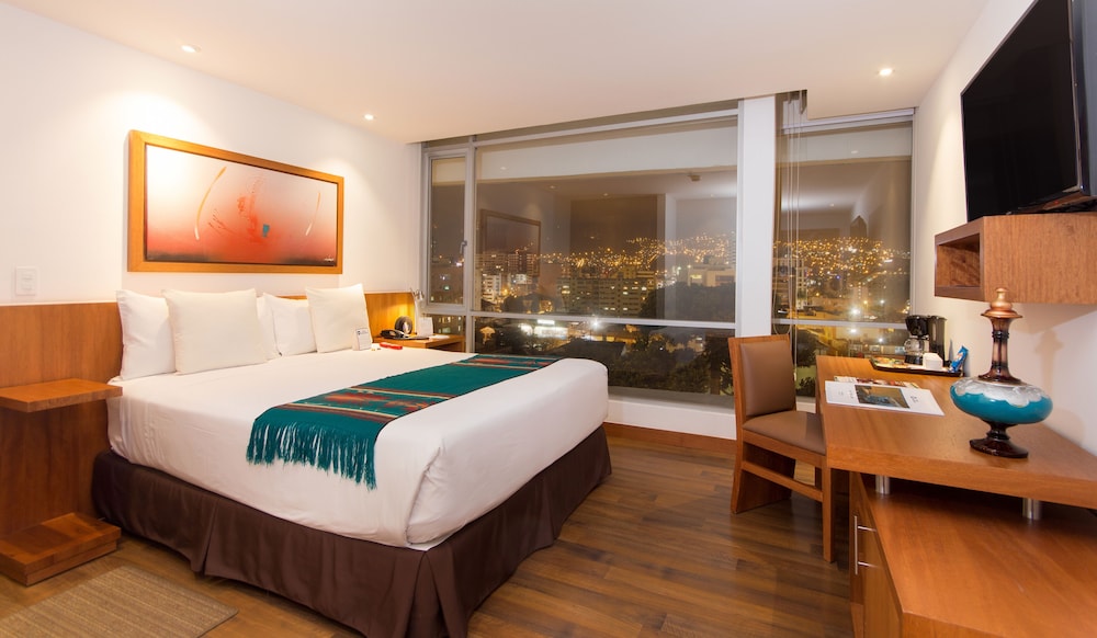 Superior Room, 1 Queen Bed, City View photo 1
