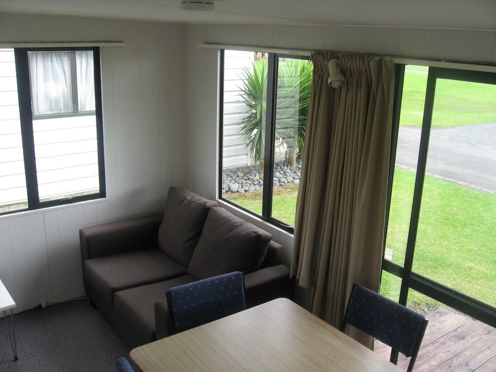 Cabin, 2 Bedrooms (Small bunks for children) photo 3