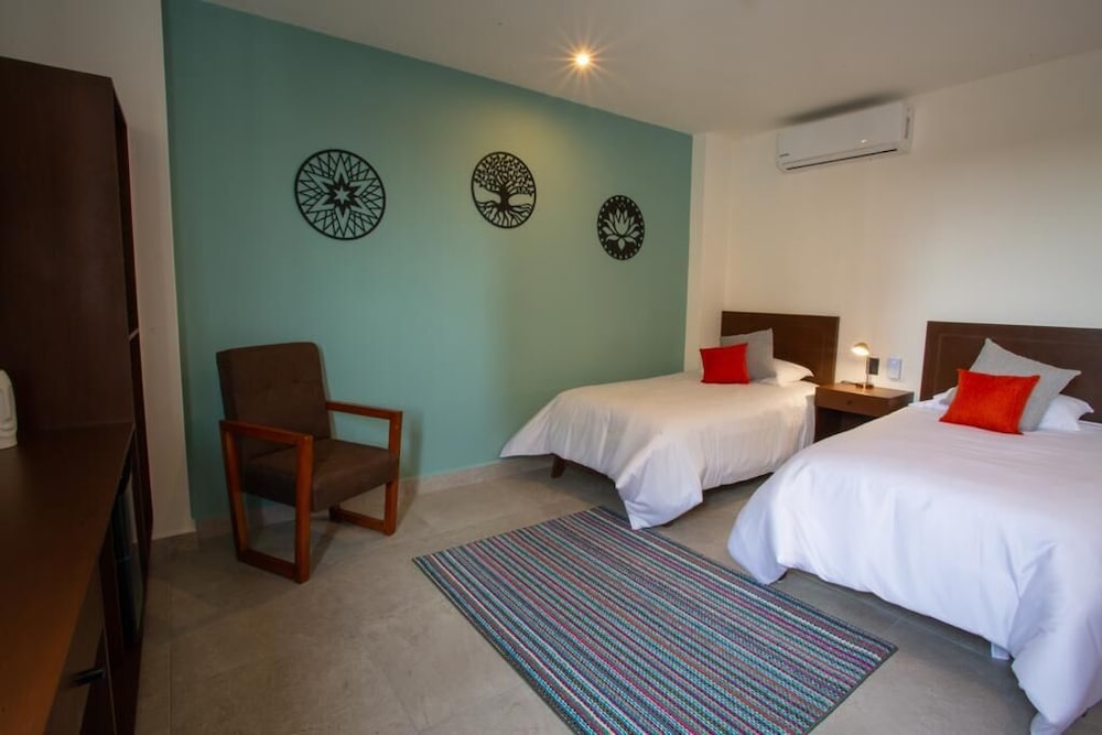 Deluxe Twin Room photo 1