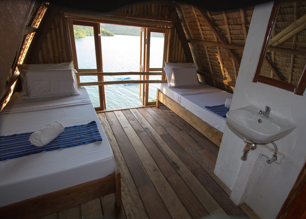 Standard Twin Room, Sea View