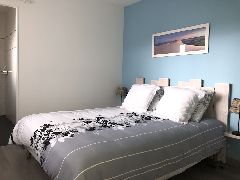 Double Room, Non Smoking (Pyla) photo 1