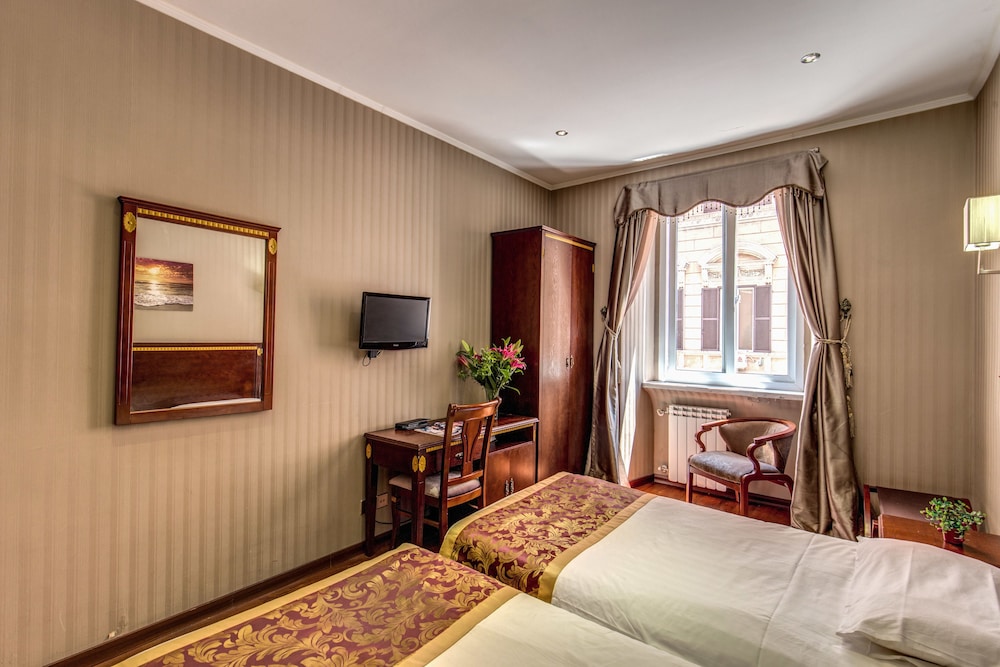 Classic Double Or Twin Room, 1 Double Or 2 Twin Beds photo 1