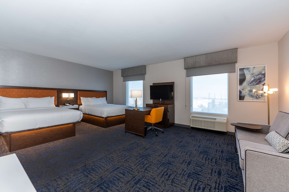 Room, 2 Queen Beds, Accessible, Bathtub (Mobility & Hearing) - Photo 9