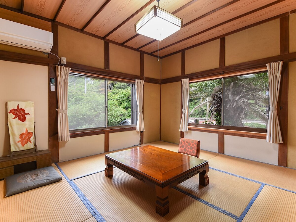 Run of the House (Japanese Style Room, Main building or New building)
