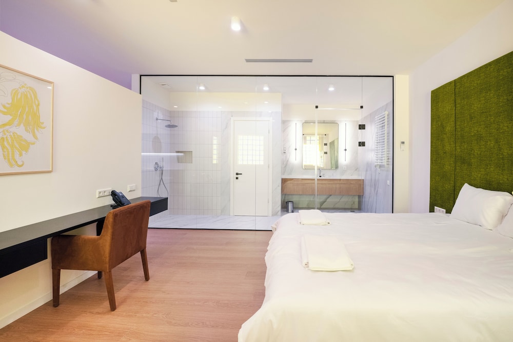 Design Suite With Terrace photo 1