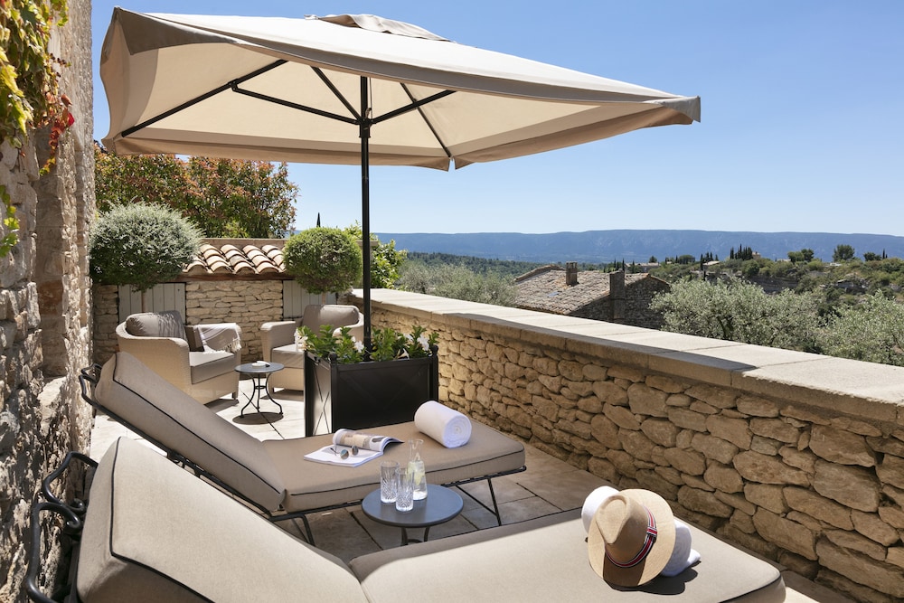 One Bedroom Suite with Terrace (Non Smoking) photo 3
