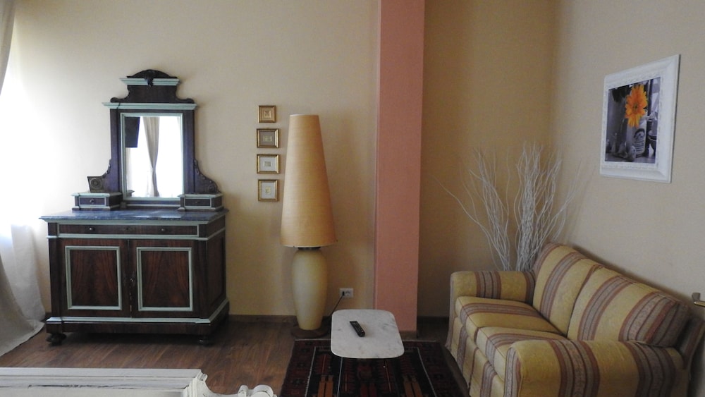 Romantic Room, 2 Bedrooms photo 1