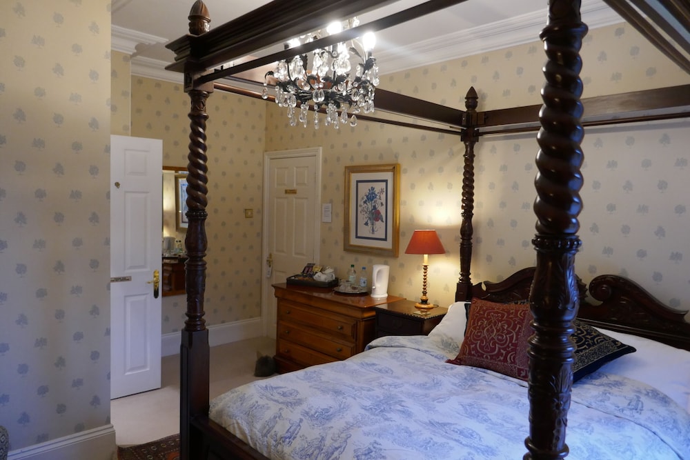 Premium Double Room, Ensuite (Wisteria )