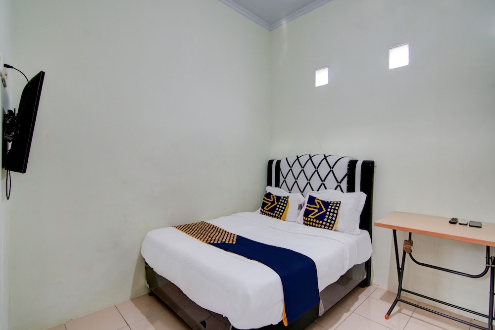 Basic Double Room
