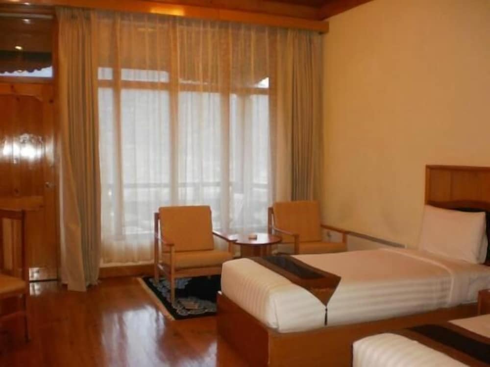 Deluxe Double or Twin Room photo 1