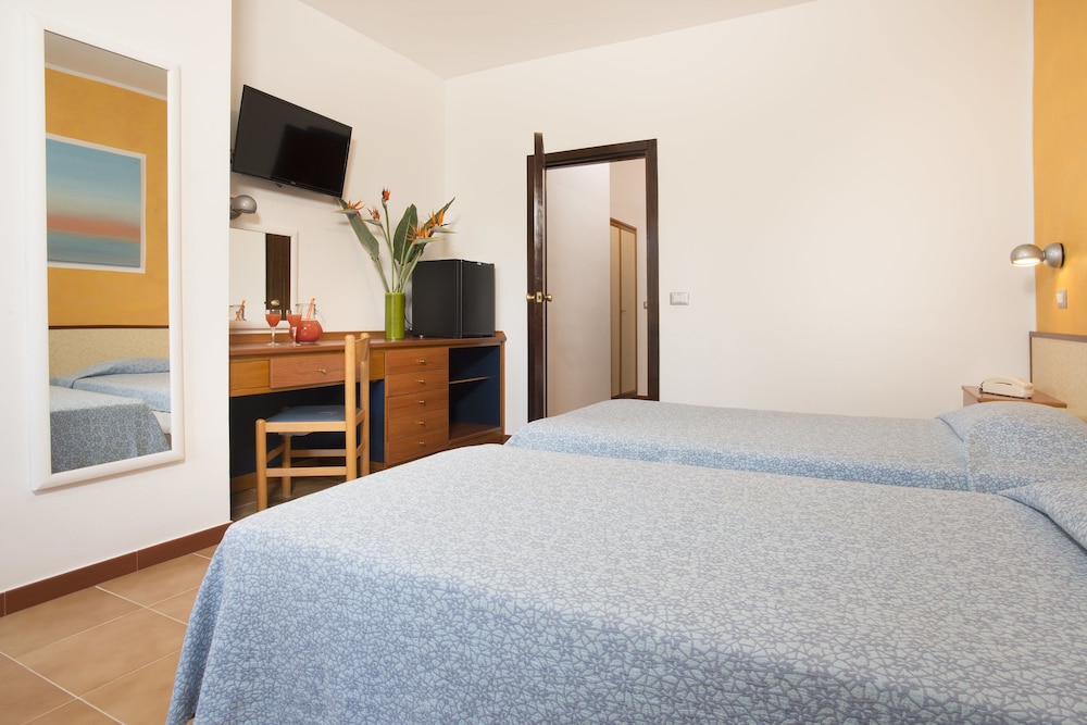 Economy Double Room - Photo 3