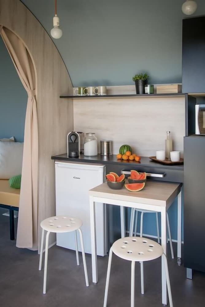 Comfort Tent, Shared Bathroom (Coco) photo 3