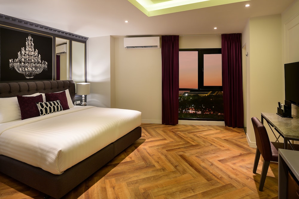 Deluxe Double Room (Street View) photo 1