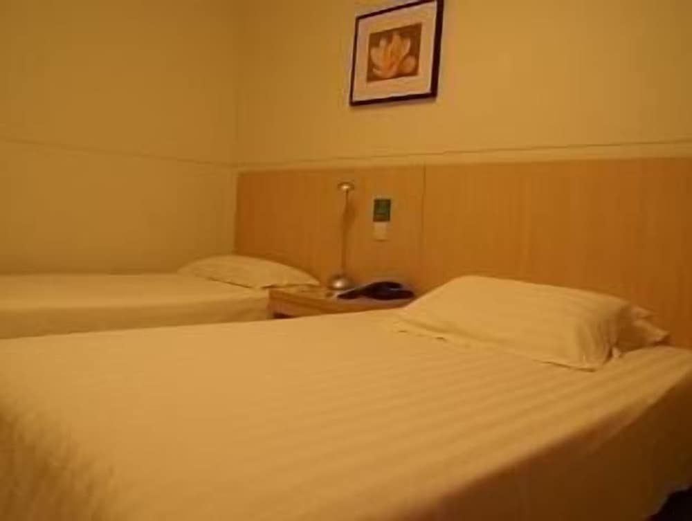 Standard room with two beds-Type B