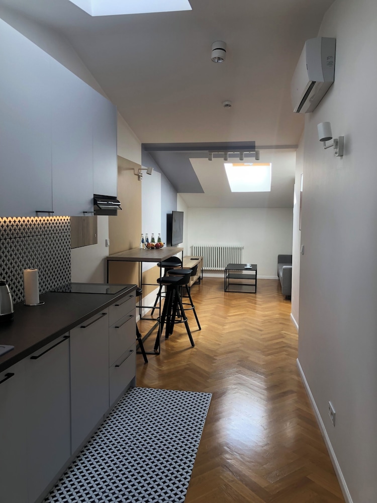 Standard Apartment - Photo 7