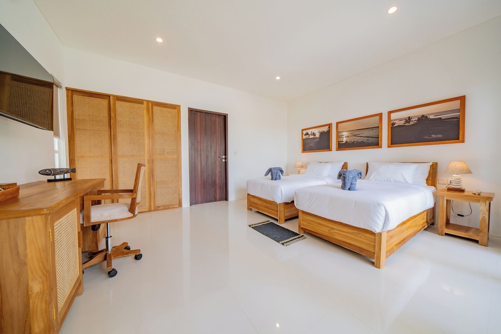 Deluxe Double or Twin Room