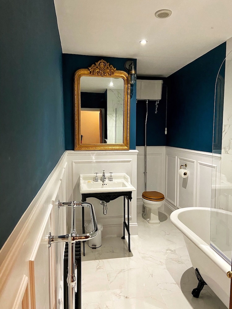 Double Room, Ensuite, Garden View photo 3
