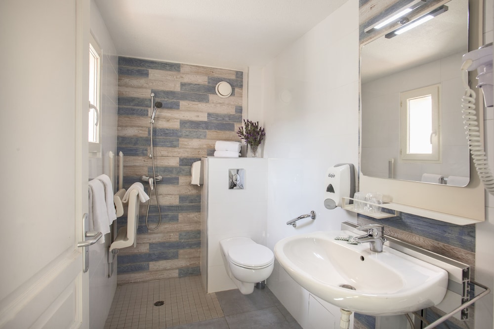 Double Room, 1 Bedroom, Accessible - Photo 2