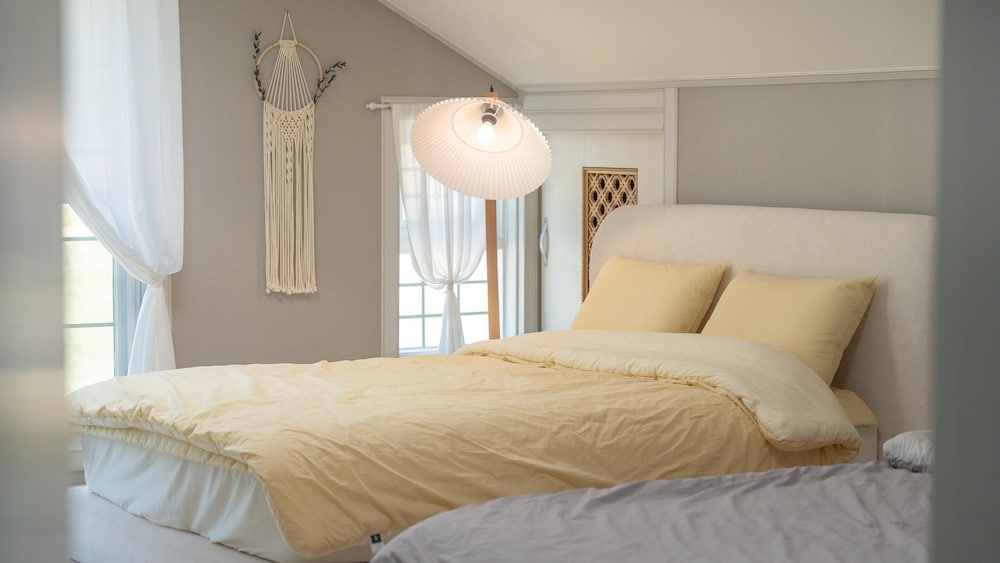 Basic Room, 1 Bedroom (Room 401) - Photo 8