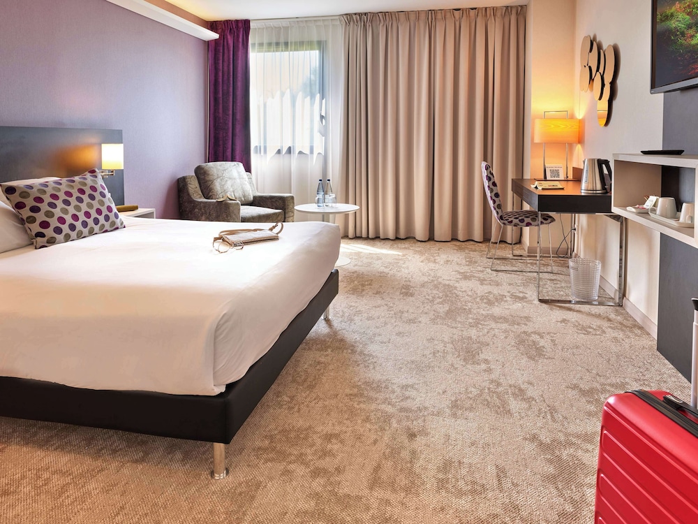 Comfort Room, 1 Queen Bed, Non Smoking (with Single Sofabed;Larger Room) - Photo 3