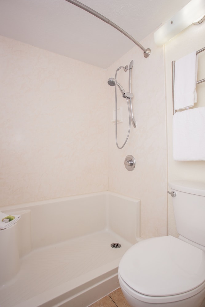 Economy Double Room, 1 King Bed (Motel) (No Pets) - Photo 6