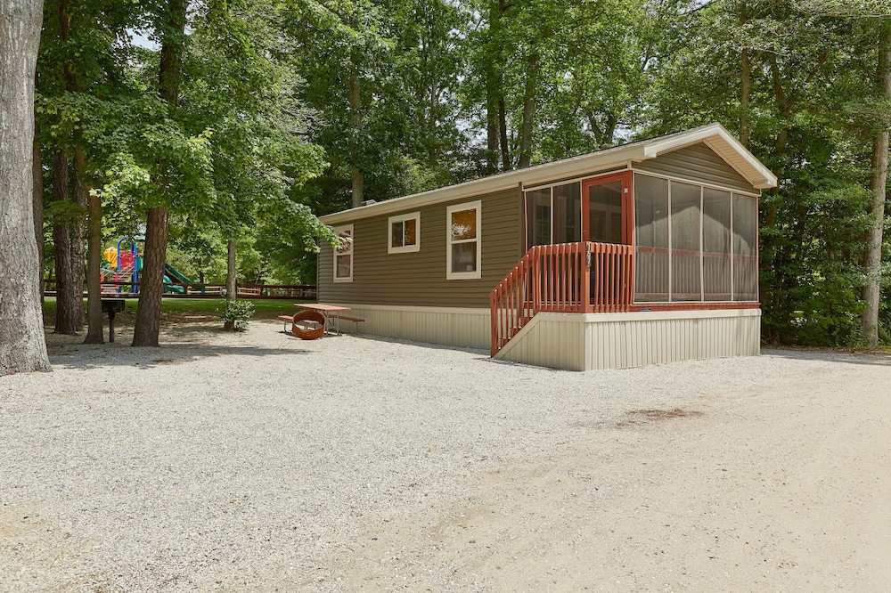 Premium Cottage, 2 Bedrooms (No Linens provided) photo 2