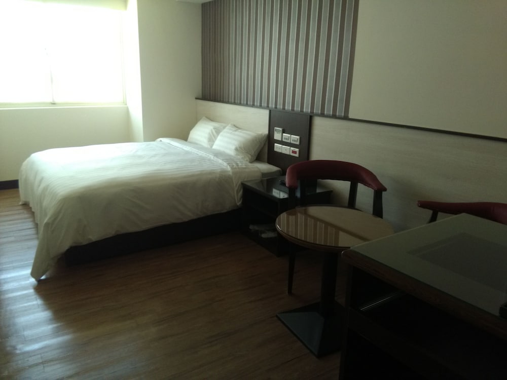Design Double Room, 1 King Bed, Non Smoking photo 1