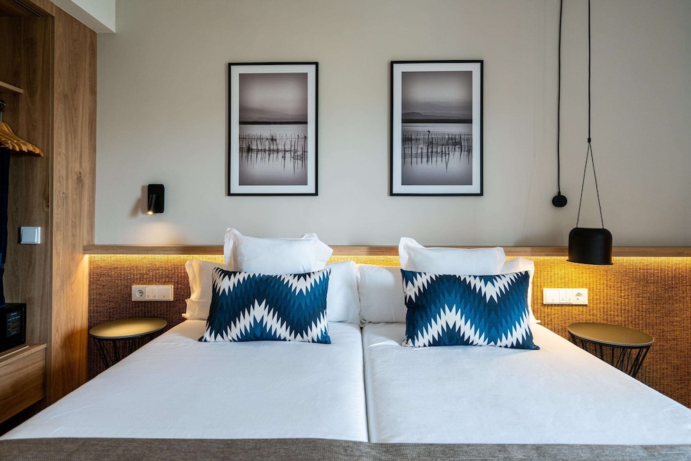 Double Room, Balcony