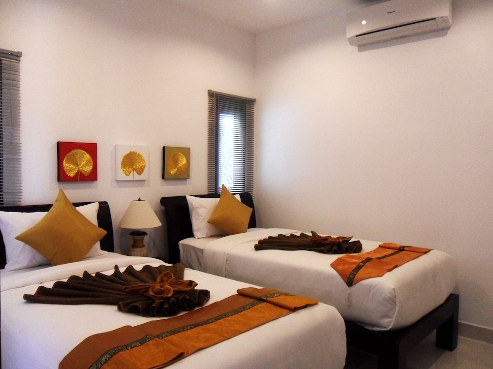 Family Villa, 2 Bedrooms, Pool View photo 3