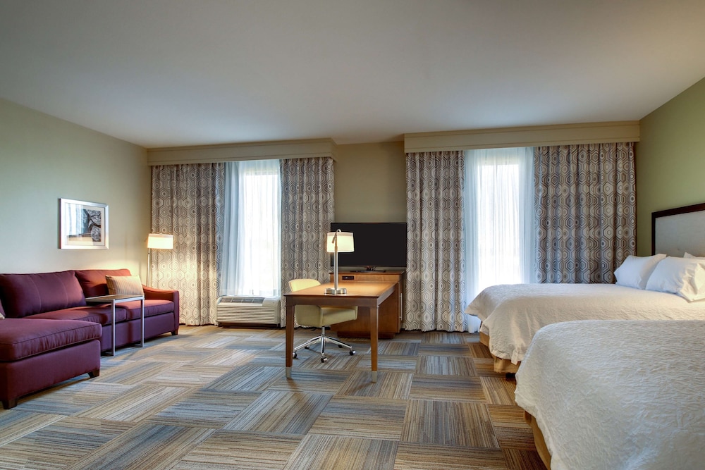 Studio Suite, 2 Queen Beds, Non Smoking, Refrigerator & Microwave