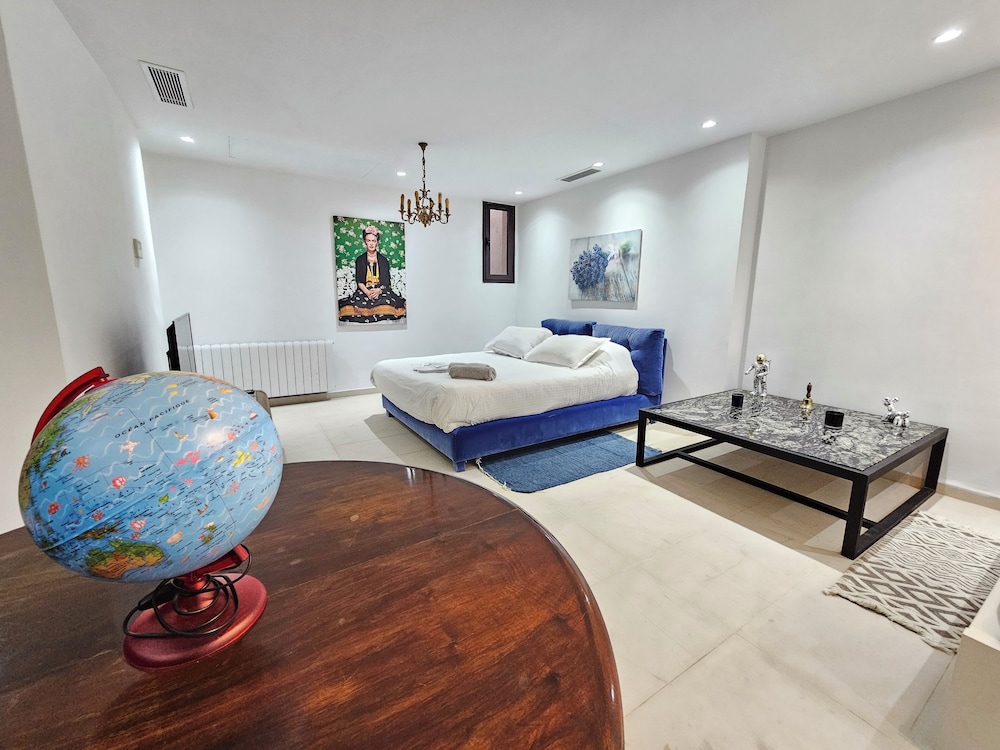 Luxury Villa, 3 Bedrooms photo 3