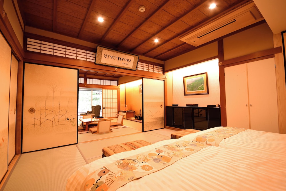Suite room (Lotus), Non-smoking photo 1