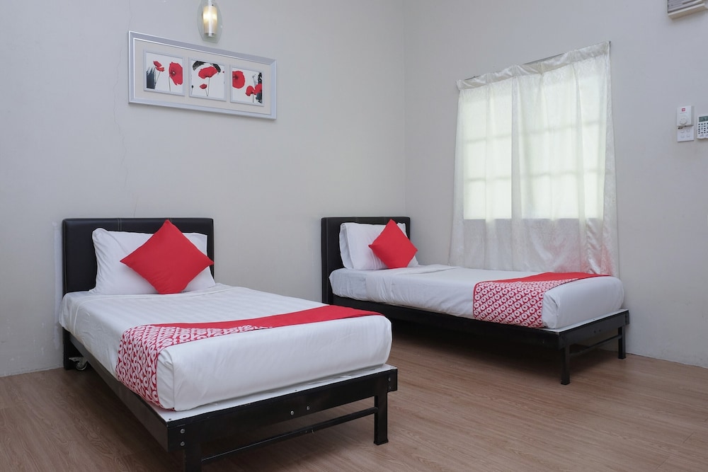 Deluxe Twin Room photo 2
