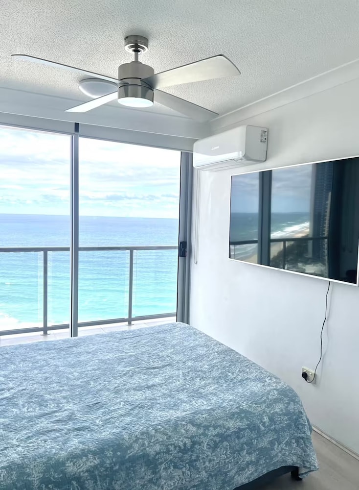 Premium Two-Bedroom Apartment with Ocean View photo 3