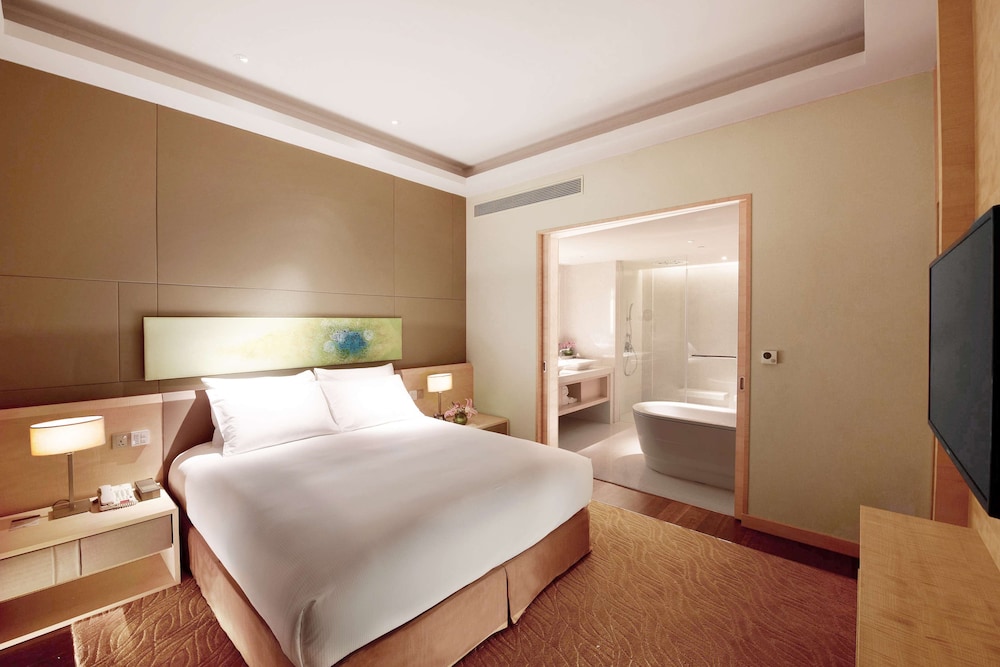 Presidential Suite, 1 King Bed - Photo 6