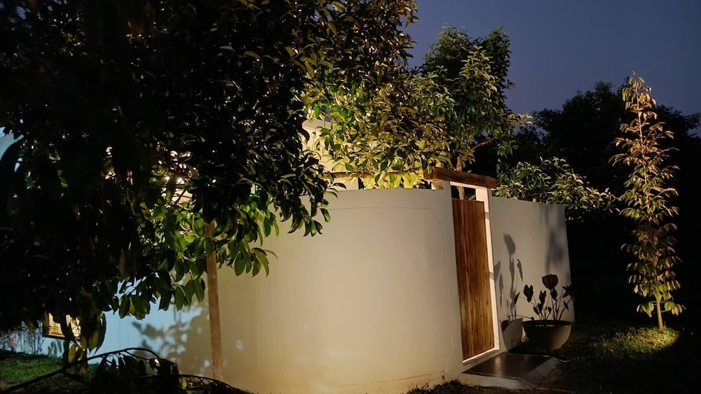 Honeymoon Room photo 2