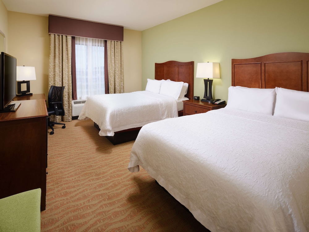 Room, 2 Queen Beds, Accessible (Hearing) photo 3
