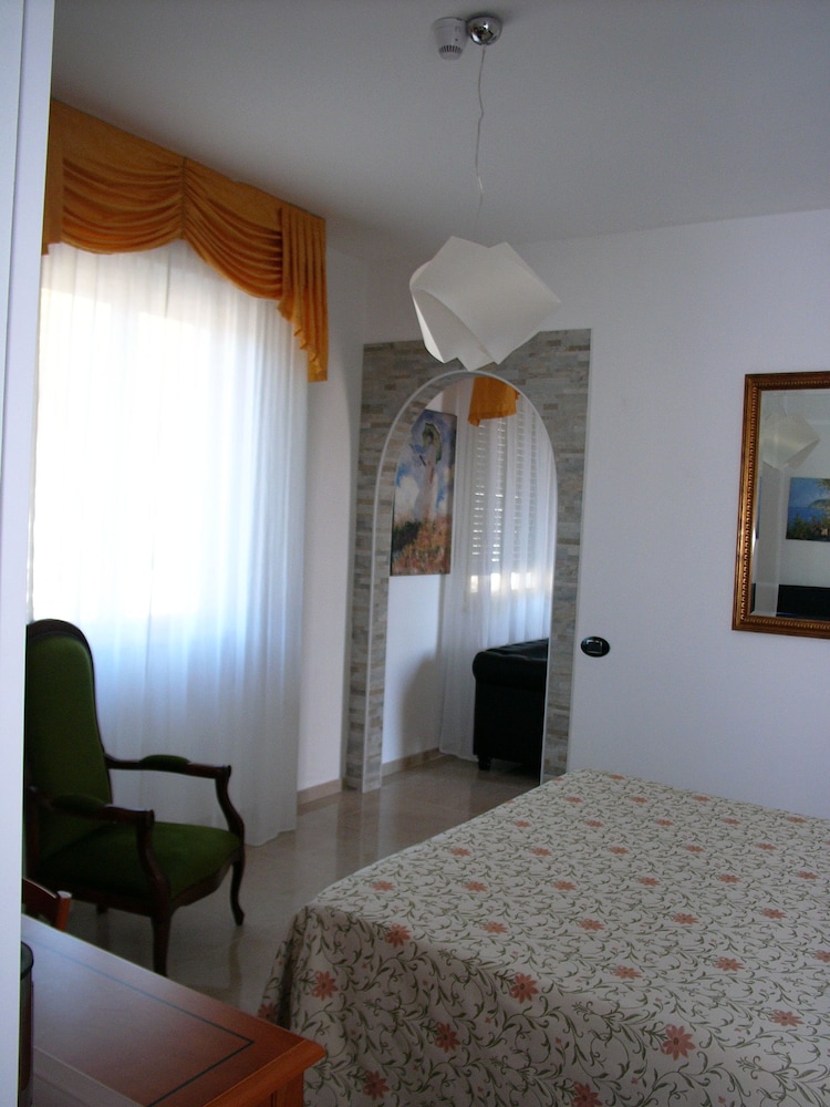 Junior Suite, Balcony photo 1