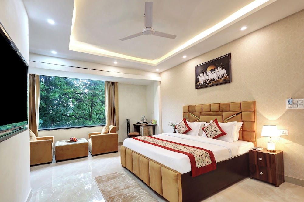 Deluxe Room - Photo 3