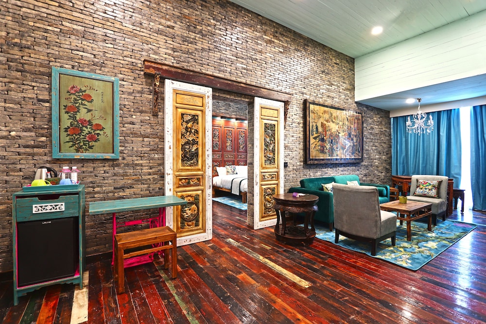 Marvelous Two Bedrooms Superior Suite